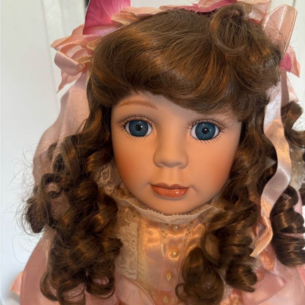 Elegant Pink and Cream Porcelain Doll - Picture 2 of 11